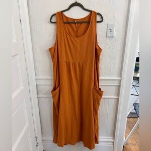 Mustard linen dress with pockets